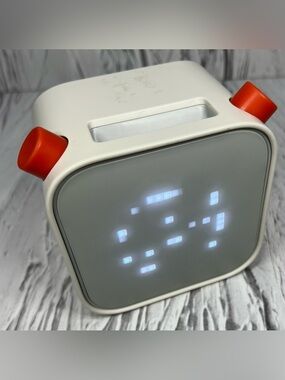 Yoto Player YP004 3rd Generation Music Player For Ages 3-12+ No Cards No Charger